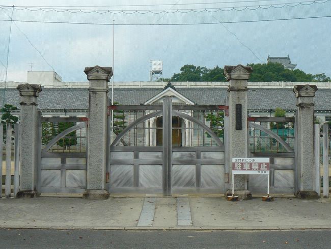 ���O�d����O�q�풆�w�Z