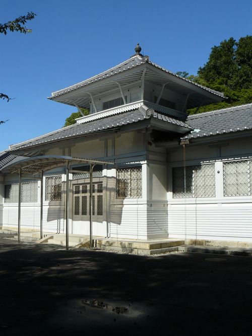 �_�{�_�Ɗ�