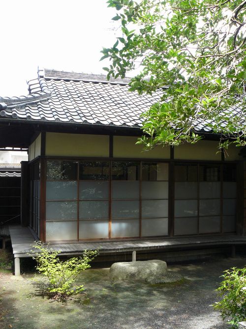 �����{��a