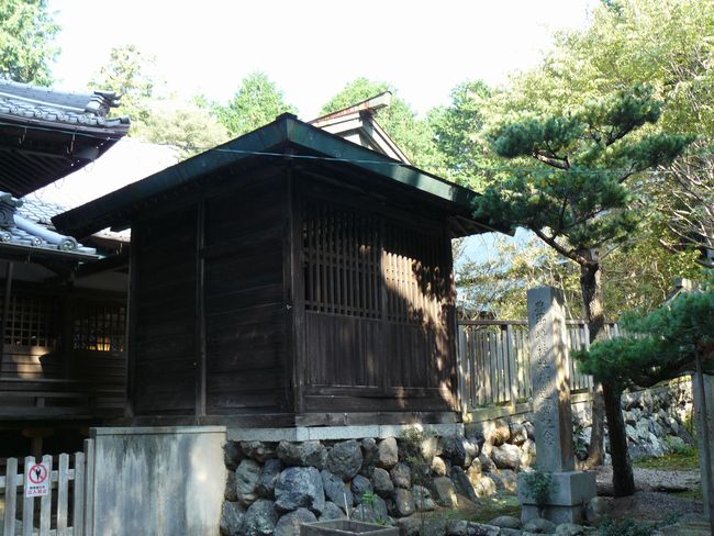 伊奈富神社